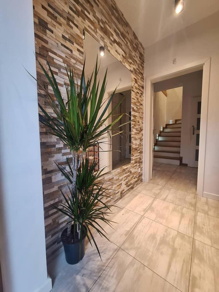 ורשה Villa Varzob מראה חיצוני תמונה